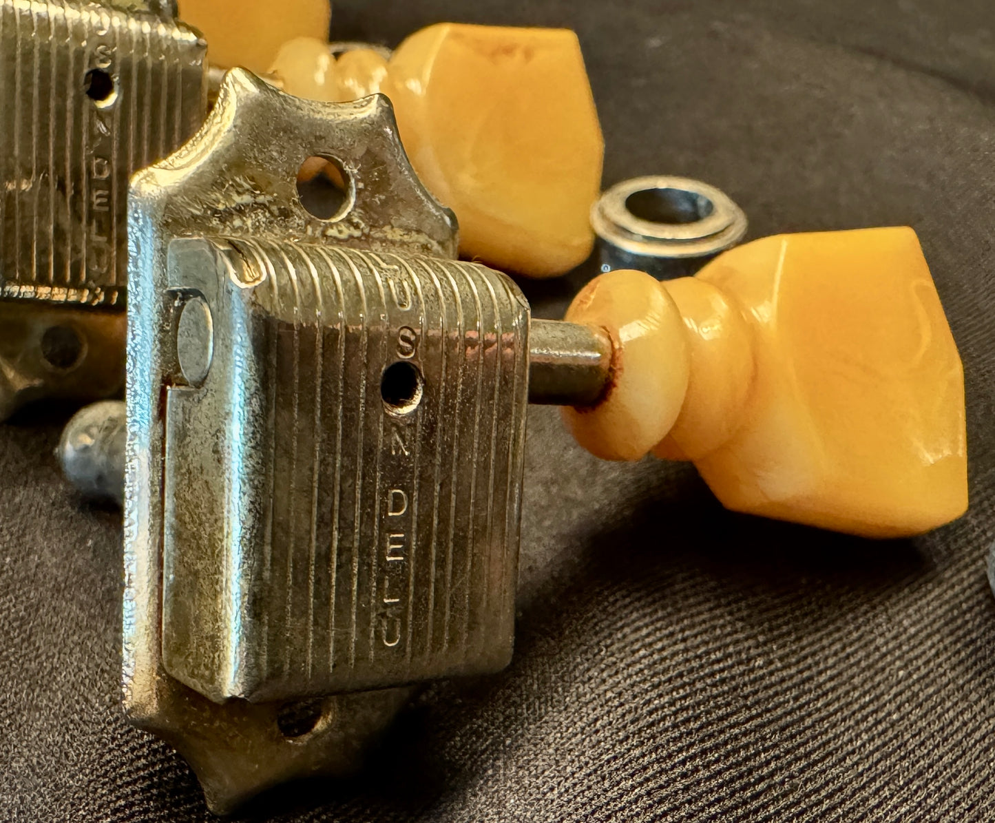 Gibson Custom Shop Kluson Aged Relic Nickel Single Line Double Ring 1960 R0 KD-3-NPKDRSL 3x3 Guitar Tuning Machines