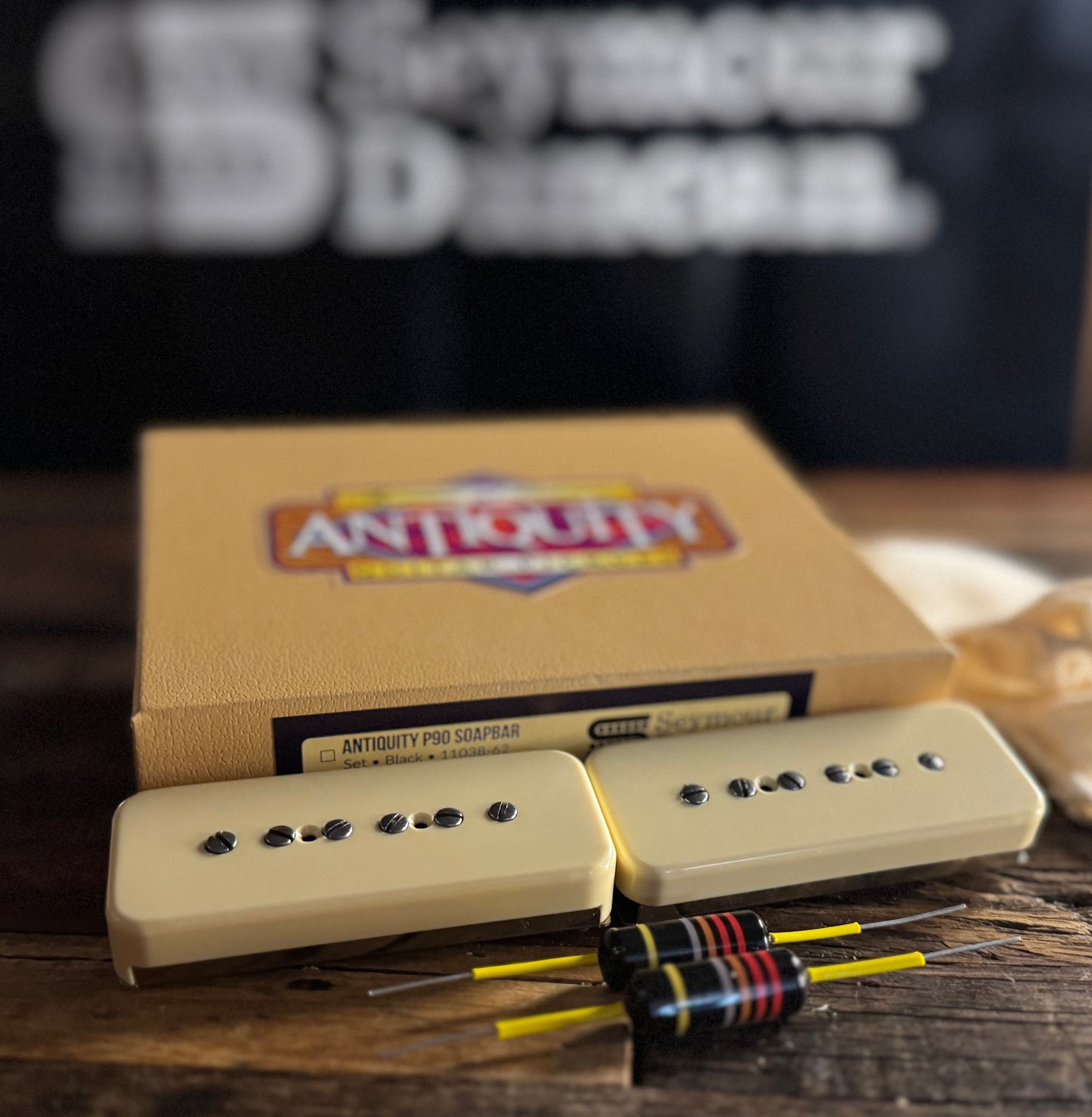 Seymour Duncan Antiquity™ P90 Soapbar Pickup Set with FREE Bumblebee .022 Capacitors Vintage Cream